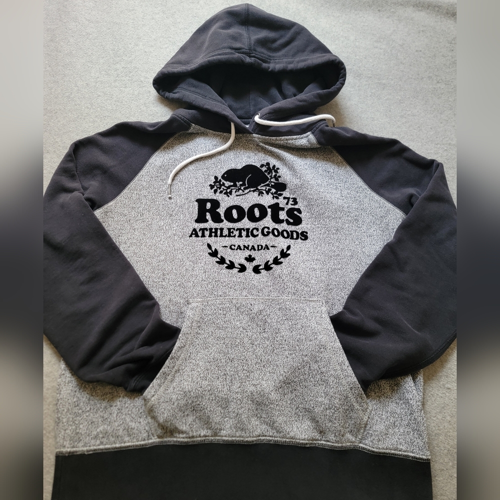 Roots Hoodie Sz Medium